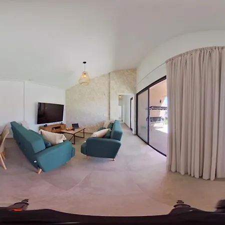 Golden Dunes Picasso Villa *