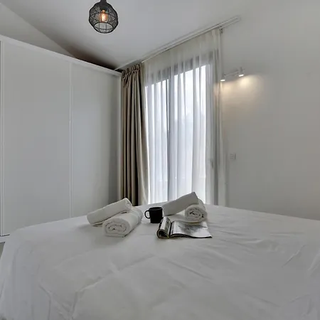 Golden Dunes Picasso By Sustainable Energy Costa De Antigua