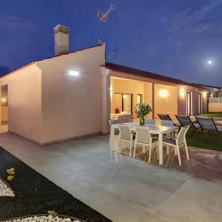 Villa Golden Dunes Picasso By Sustainable Energy Costa De Antigua